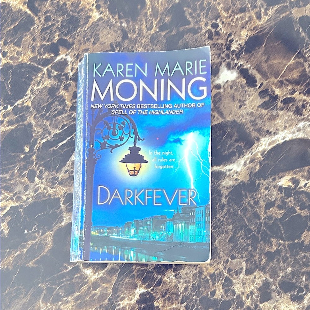 DARKFEVER by Karen Marie Moning